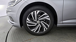 VOLKSWAGEN JETTA 2020