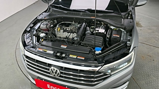 VOLKSWAGEN JETTA 2020