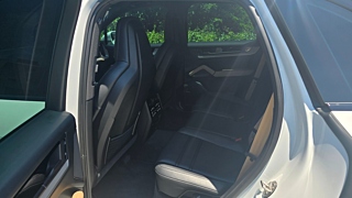 PORSCHE CAYENNE PO536 2024