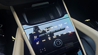 PORSCHE CAYENNE PO536 2024
