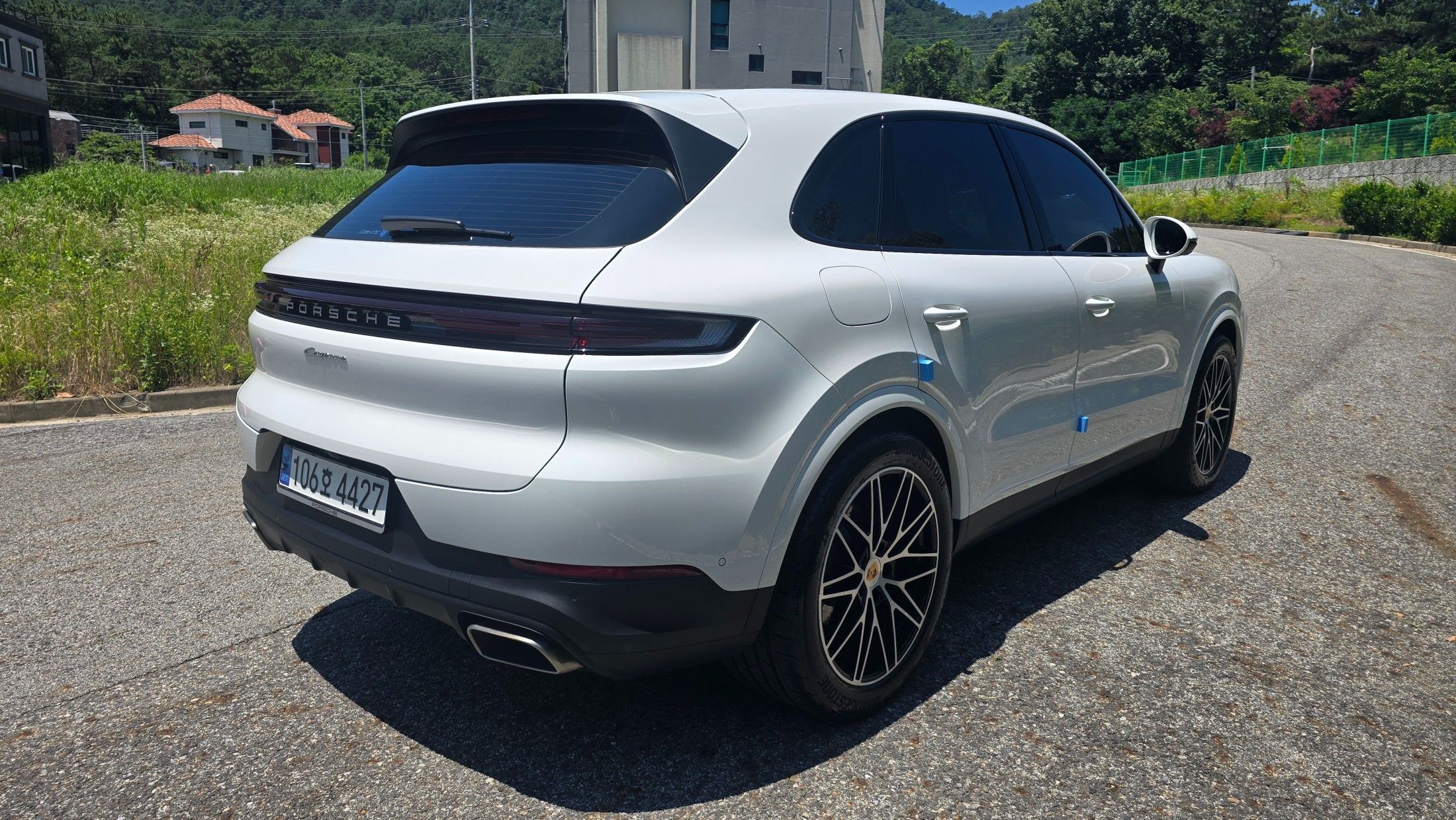 PORSCHE CAYENNE PO536 2024