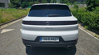 PORSCHE CAYENNE PO536 2024