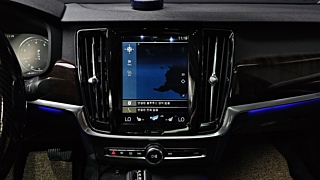 VOLVO S90 2017