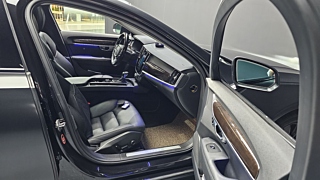 VOLVO S90 2017
