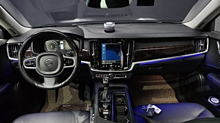 VOLVO S90 2017