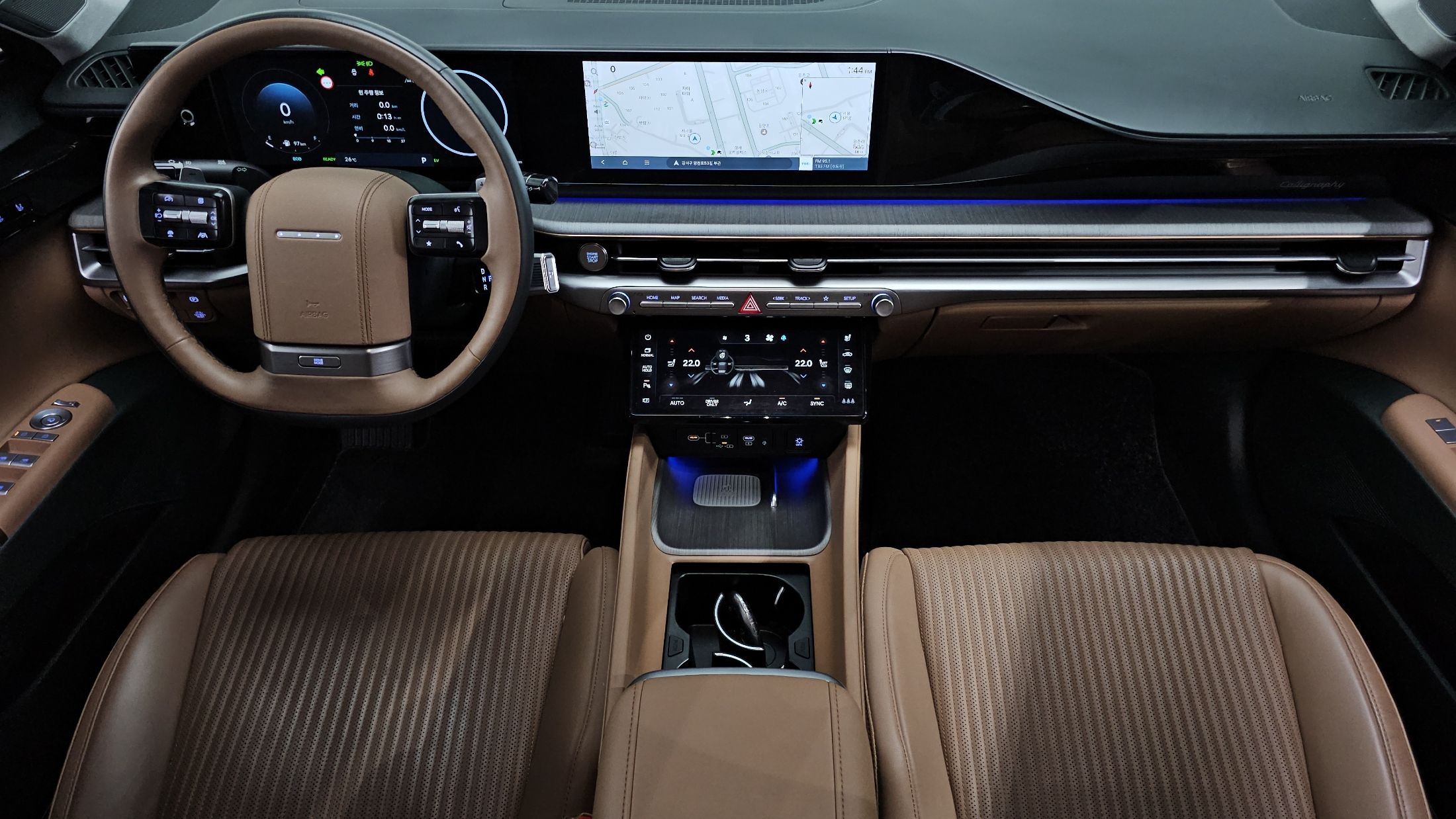 HYUNDAI GRANDEUR HYBRID GN7 2023