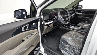 KIA CARNIVAL 2025