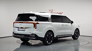 KIA CARNIVAL 2025