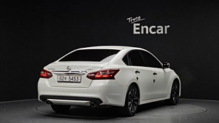 NISSAN ALTIMA 2018