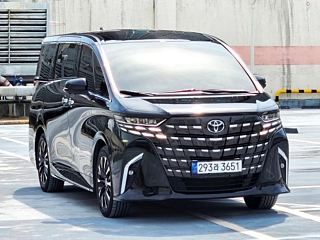 TOYOTA ALPHARD  4 GENERATION AWD 2024