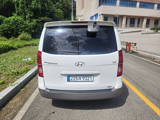 HYUNDAI STAREX GRAND  4WD Urban 9 Seater 2020
