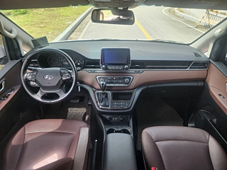HYUNDAI STAREX GRAND  4WD Urban 9 Seater 2020