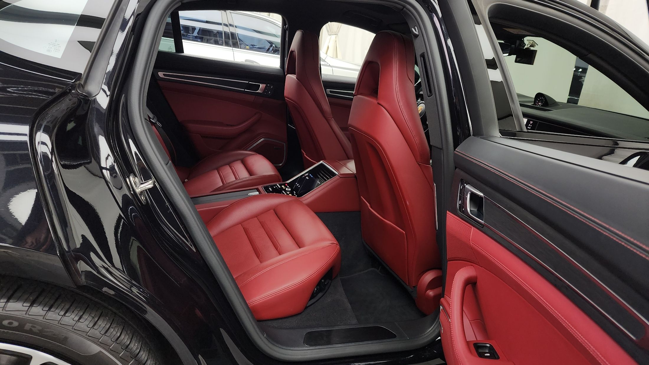 PORSCHE PANAMERA 971 2022