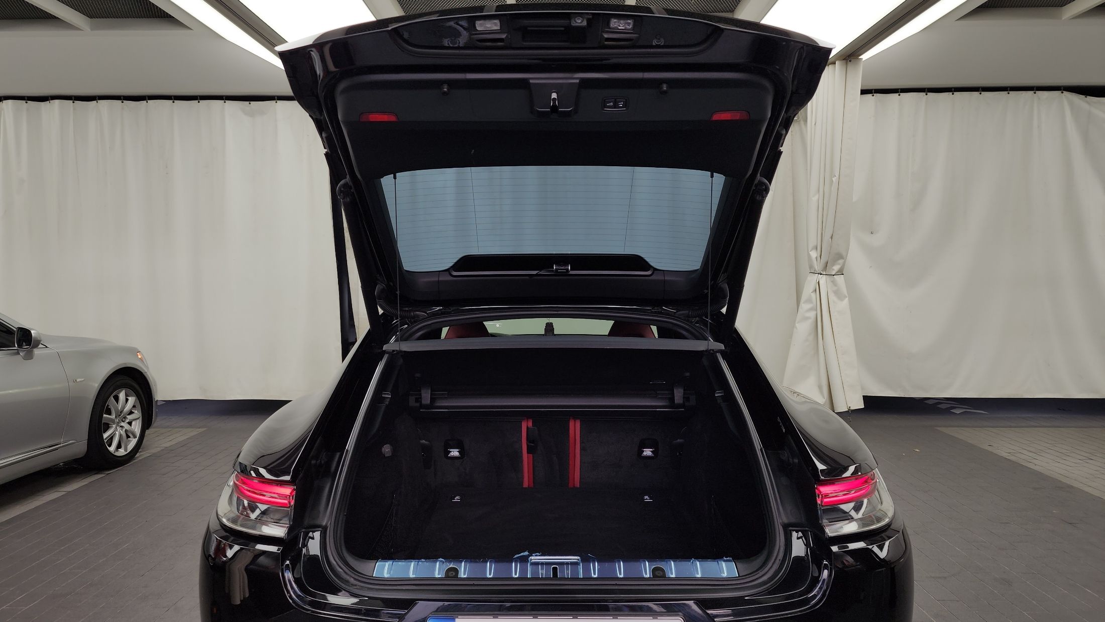 PORSCHE PANAMERA 971 2022