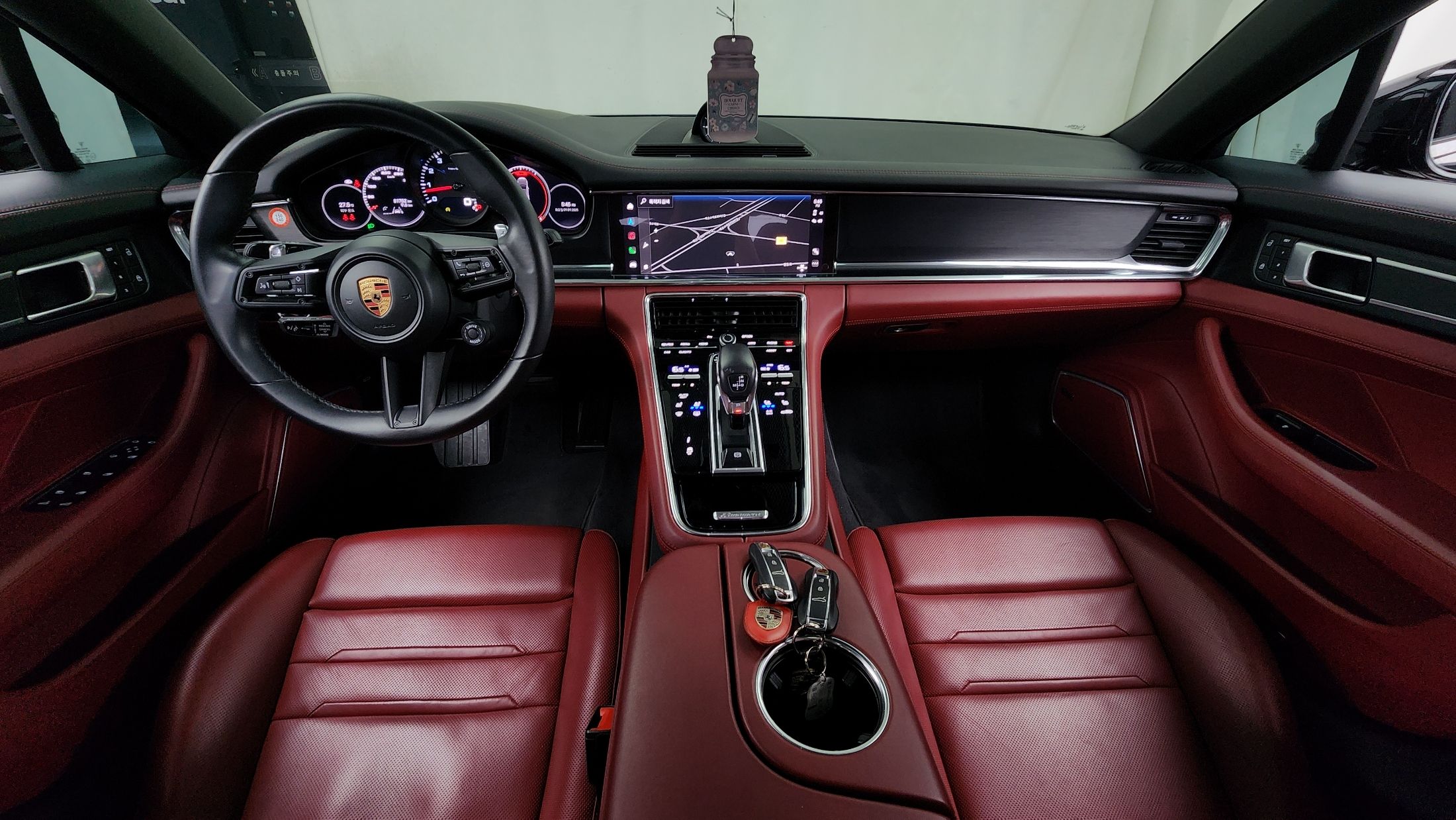 PORSCHE PANAMERA 971 2022