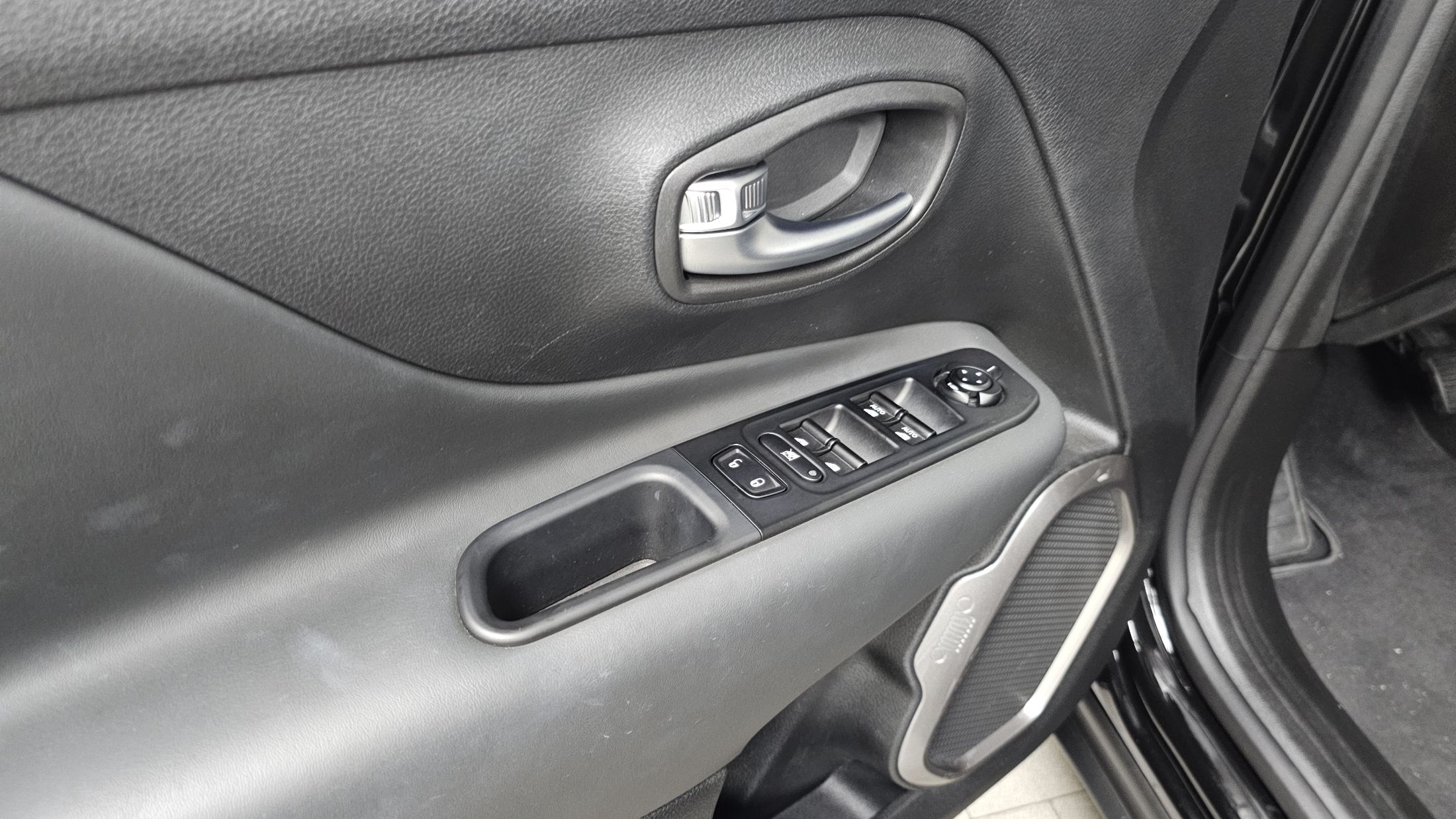 JEEP RENEGADE 2022