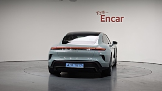 PORSCHE TAYCAN  Turbo S 2024