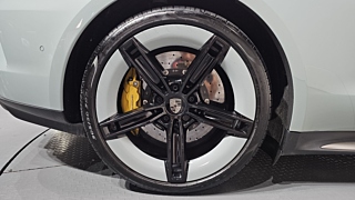 PORSCHE TAYCAN  Turbo S 2024