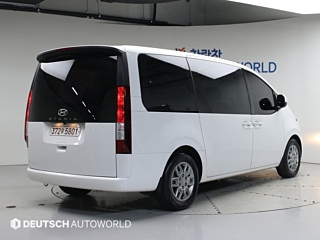 HYUNDAI STARIA 2021