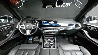 BMW X7 G07 2024