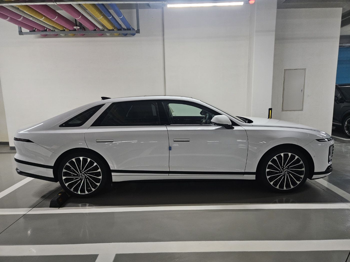 HYUNDAI GRANDEUR HYBRID GN7 2025