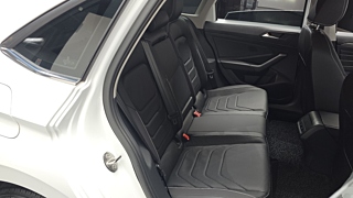 VOLKSWAGEN JETTA  7 GENERATION 1.5 TSI Prestige 2024