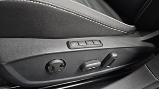 VOLKSWAGEN JETTA  7 GENERATION 1.5 TSI Prestige 2024