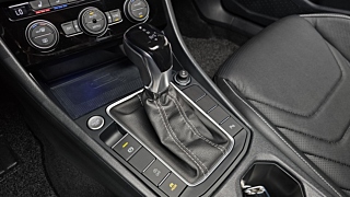 VOLKSWAGEN JETTA  7 GENERATION 1.5 TSI Prestige 2024