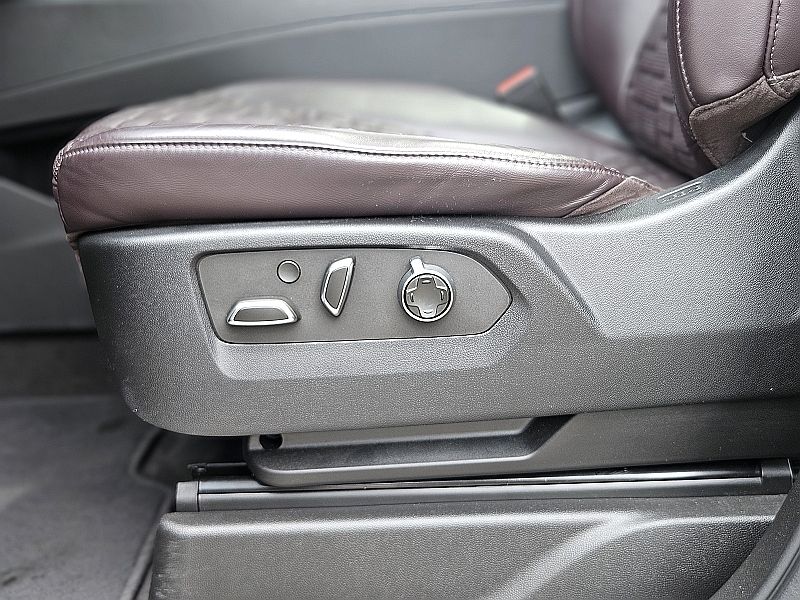 CADILLAC ESCALADE 2022