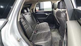 VOLKSWAGEN TOUAREG 2020
