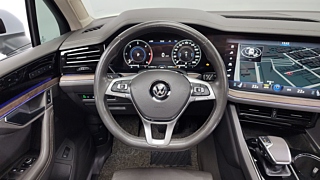 VOLKSWAGEN TOUAREG 2020