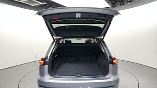 VOLKSWAGEN TOUAREG 2020
