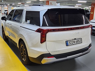 KIA CARNIVAL 2025