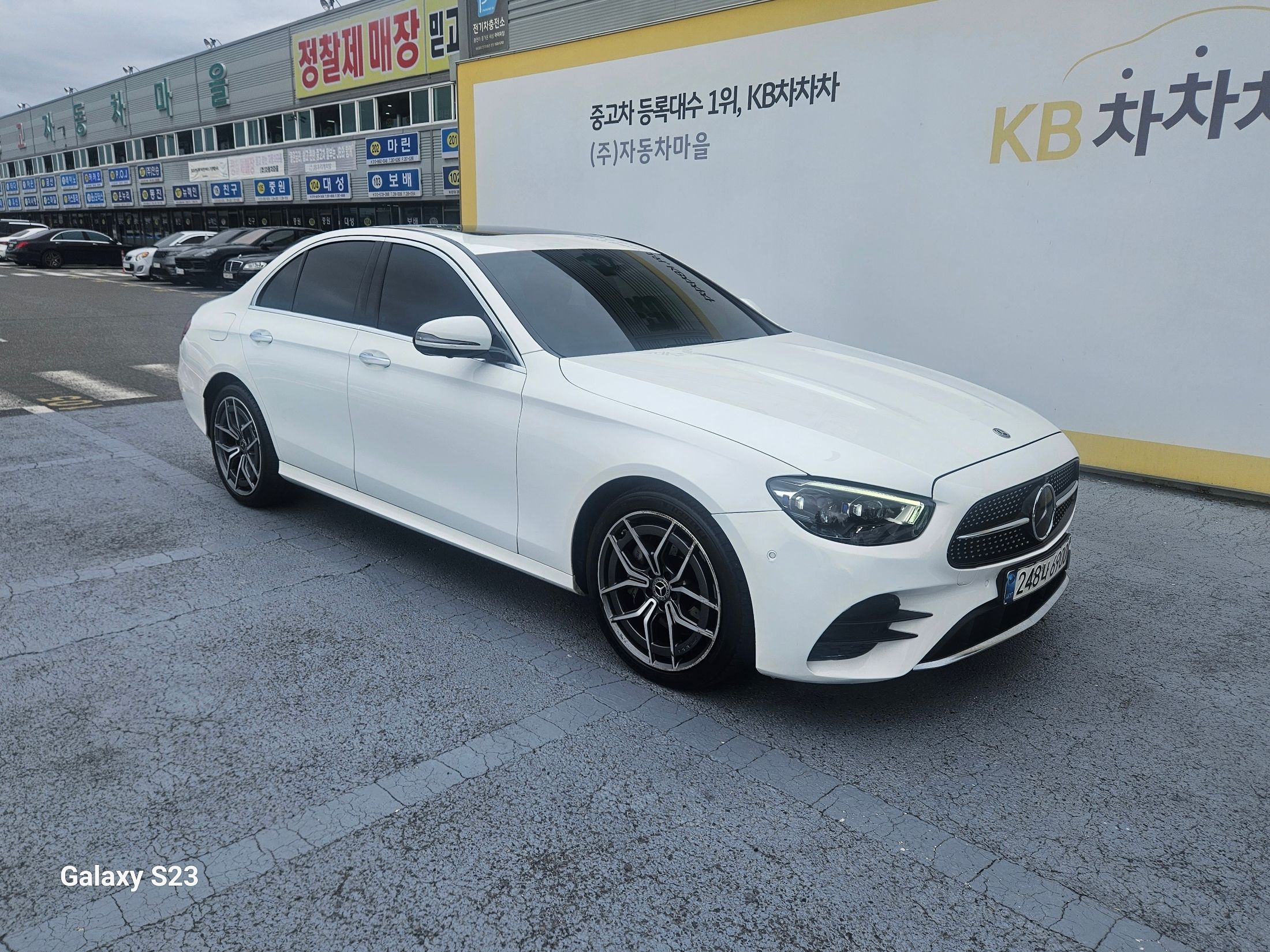 MERCEDES BENZ E-CLASS W213 2021