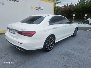 MERCEDES BENZ E-CLASS W213 2021
