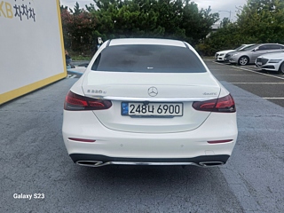 MERCEDES BENZ E-CLASS W213 2021