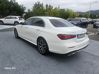 MERCEDES BENZ E-CLASS W213 2021