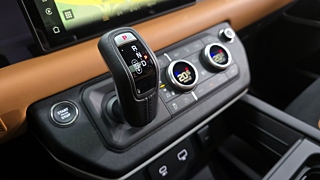 LAND ROVER DEFENDER L663 2024