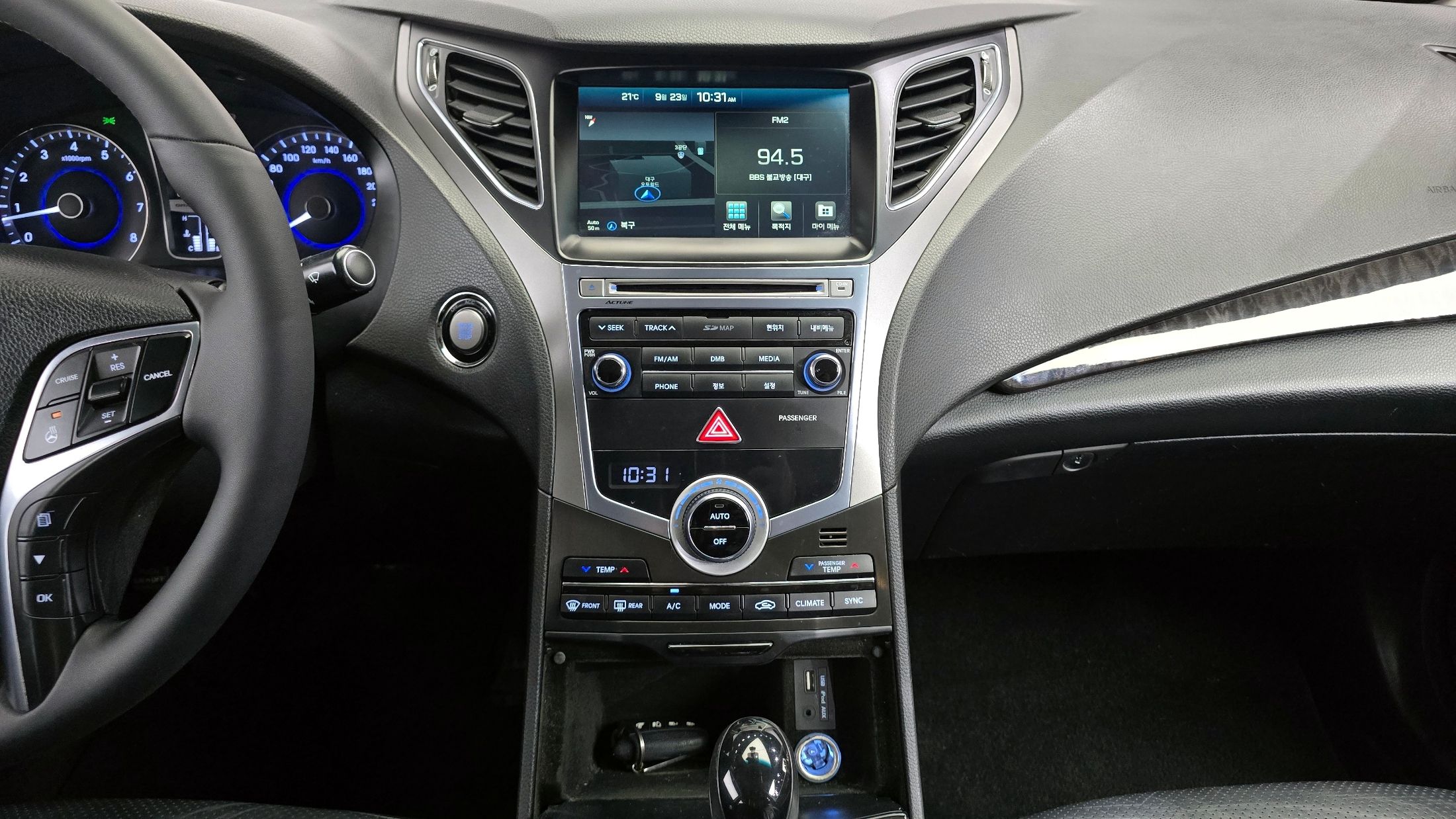 HYUNDAI GRANDEUR HG 2014