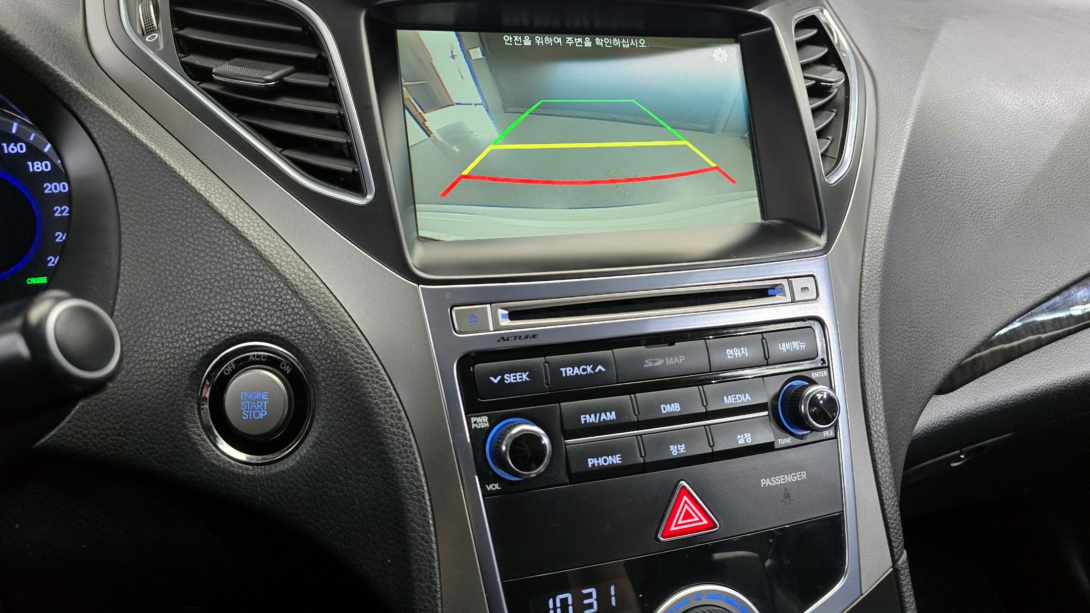 HYUNDAI GRANDEUR HG 2014