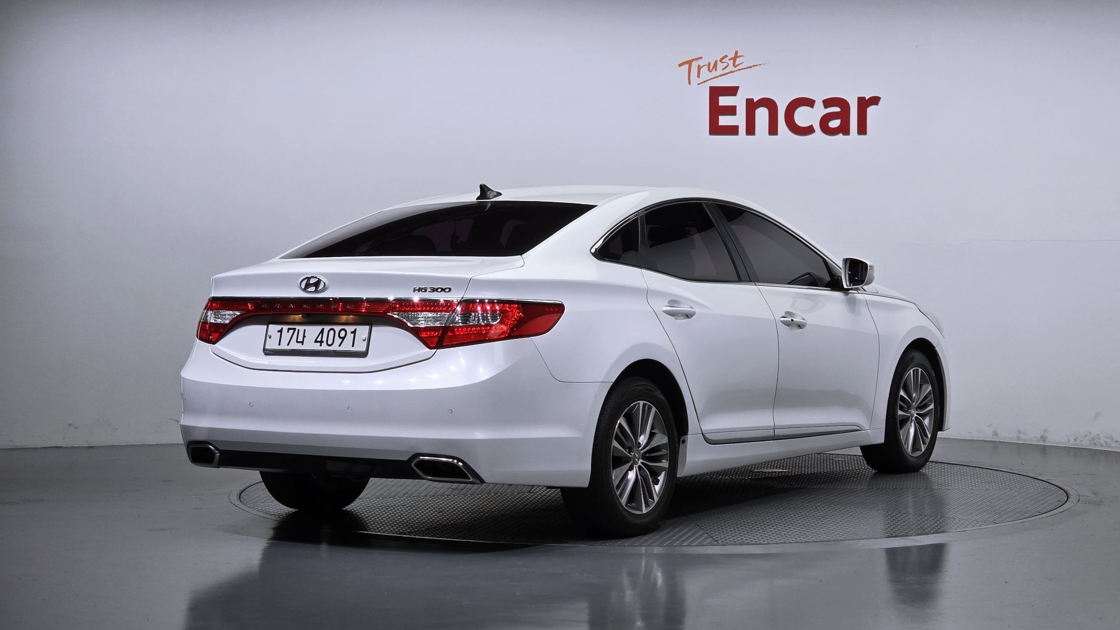 HYUNDAI GRANDEUR HG 2014