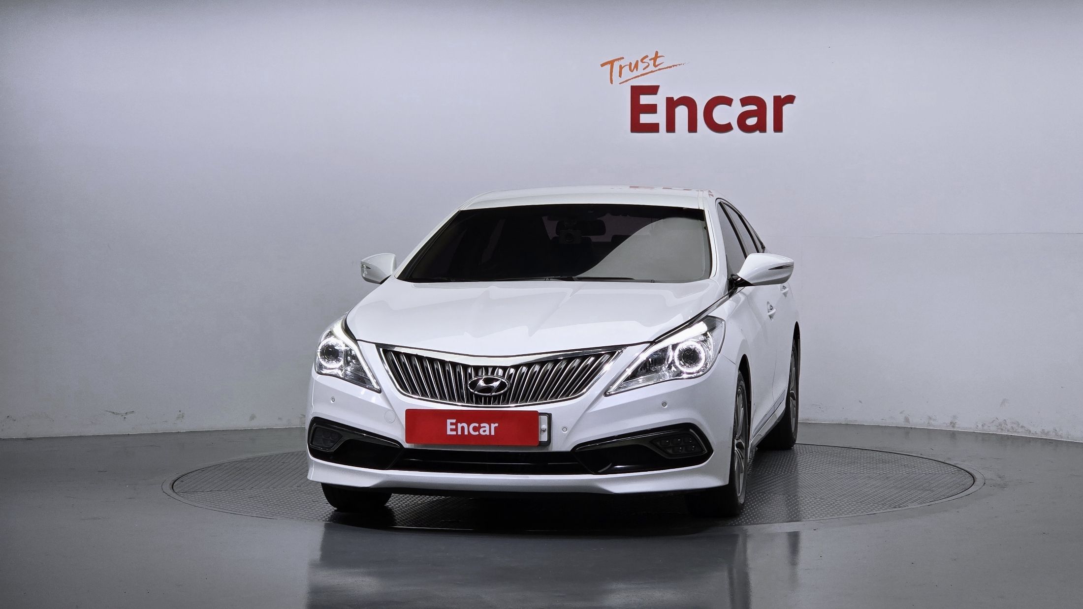 HYUNDAI GRANDEUR HG 2014