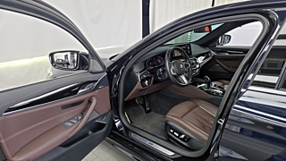 BMW 5-SERIES G30 2022