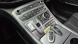 HYUNDAI SANTAFE 2022