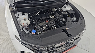 HYUNDAI TUCSON NX4 2025