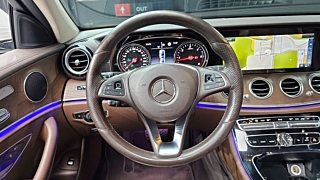 MERCEDES BENZ E-CLASS W213 2017