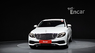 MERCEDES BENZ E-CLASS W213 2017