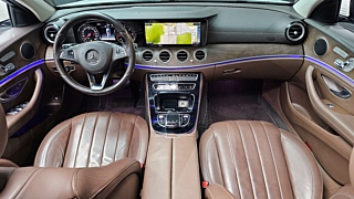 MERCEDES BENZ E-CLASS W213 2017