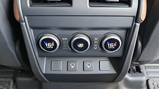 LAND ROVER DEFENDER L663 2024