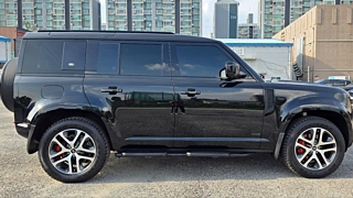 LAND ROVER DEFENDER L663 2024